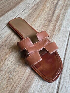 Hermes Oran Light Mocha Brown Leather Sandals Eur. 40